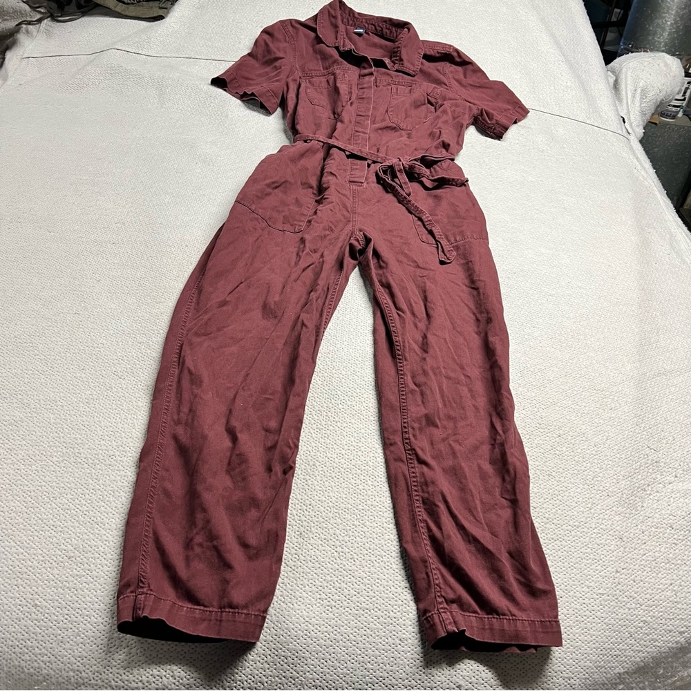Old Navy Maroon Burgundy Red Short Sleeve Button Down Jumpsuit Size Large EUC